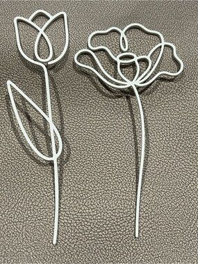 New Red Floral Wire Bookmark Set